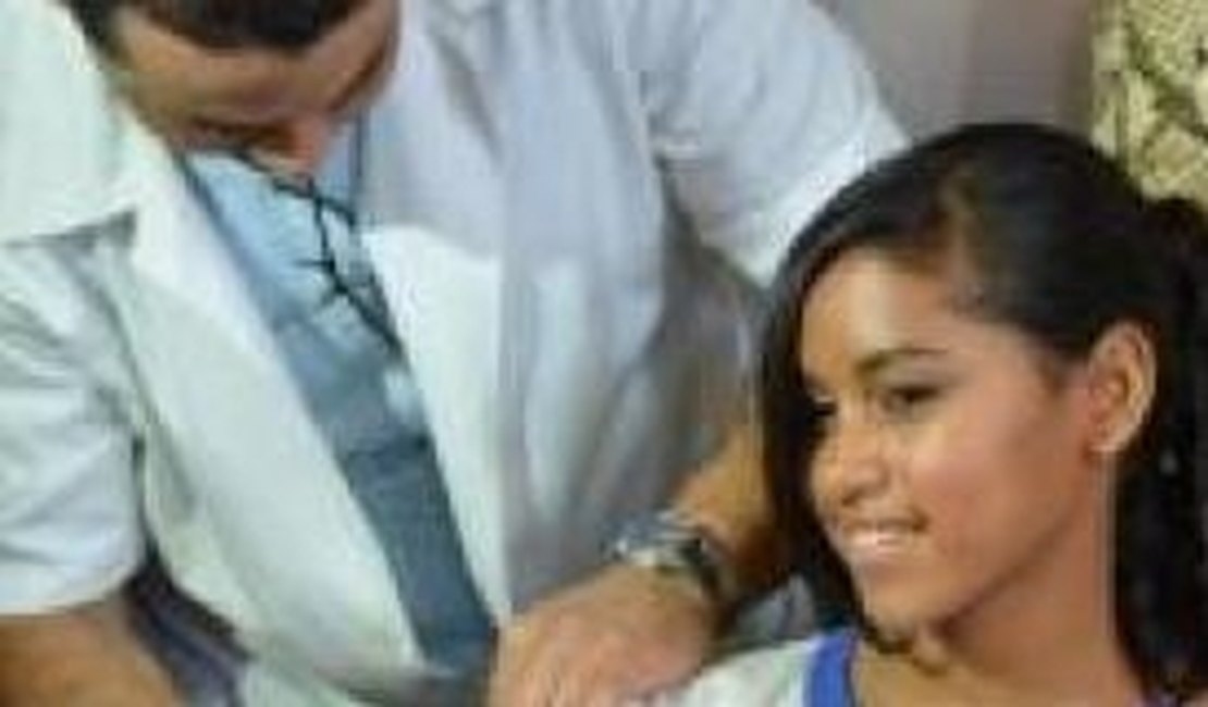 Vacina contra HPV para adolescentes passa a ter uma dose a menos