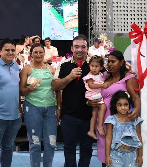 Bingo em homenagem ao Dia das Mães reúne famílias e distribui prêmios em Junqueiro