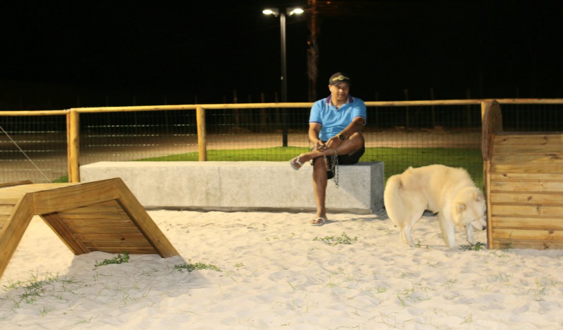Pets recebem área exclusiva em praça pública de Arapiraca