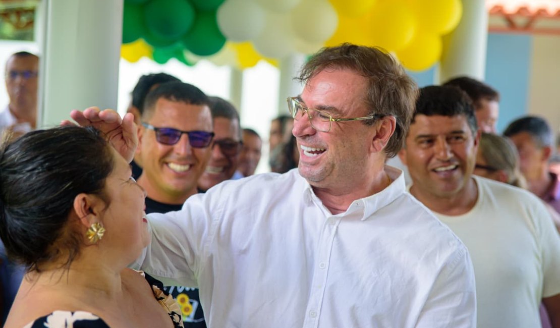Prefeito Luciano Barbosa inaugura escola no povoado Capim para mais de 750 alunos
