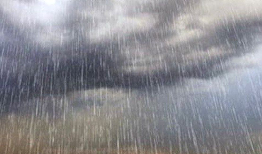 Previsão é de chuva em Arapiraca durante todo o final de semana
