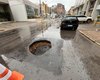 Após chuvas, buraco se abre e atrapalha trânsito na Avenida Mário de Gusmão, na Ponta Verde, em Maceió
