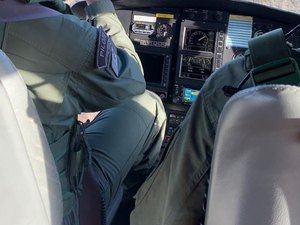 [Vídeo] Grupo é resgatado pelo Corpo de Bombeiros, após se perderem durante trilha, em Pão de Açúcar