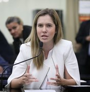 Cibele Moura solicita expansão dos serviços odontológicos na rede estadual de saúde