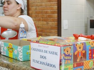 Caixinhas de Natal ajudam funcionários a ganhar um 'extra'