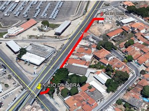 Obra de drenagem interdita rua no bairro da Mangabeiras