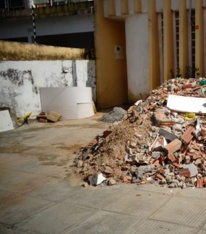 Clinicas de Maceió são autuadas por descarte irregular de lixo