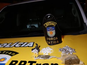 Homem é preso com maconha, cocaína e crack na periferia de Maceió