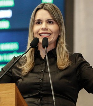 Deputada evangélica quer proibir ‘passinho’ nas escolas de Pernambuco