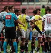 De 28 derrotas nos jogos de ida, apenas em 3 ocasiões o São Paulo inverteu o resultado, fora de casa
