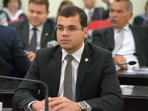 Gilvan Barros Filho deve ser o novo vice-presidente da ALE após eleição nesta quarta (22)