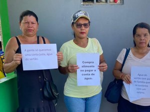 Moradores protestam contra Águas do Sertão em São Miguel dos Campos