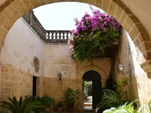 Vila charmosa na Itália pagará R$ 166 mil a quem topar se mudar para lá