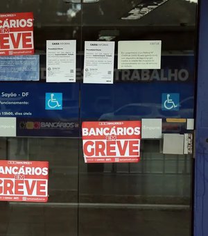 Bancários rejeitam proposta da Caixa Econômica Federal e mantêm greve nacional