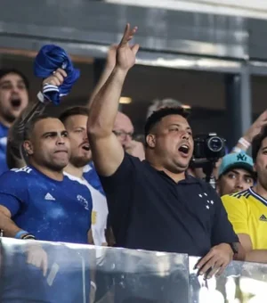 Aniversariante da semana, Ronaldo fala em 'presente para o torcedor' após acesso do Cruzeiro