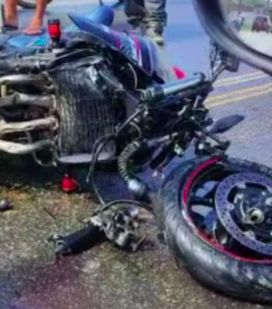 Motociclista sofre politraumatismo ao colidir com caminhão em Olho d`Água das Flores