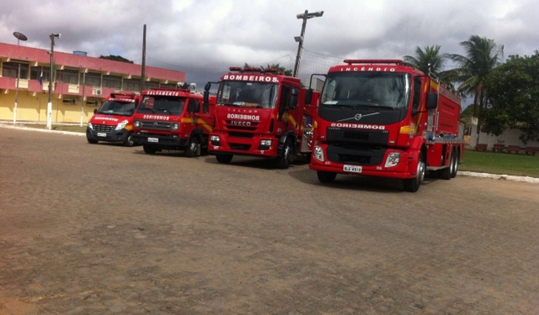 Corpo de Bombeiros recebe quatro novas viaturas