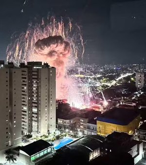 Explosão em depósito clandestino de fogos deixa um morto, 10 feridos e 21 casas afetadas em SP