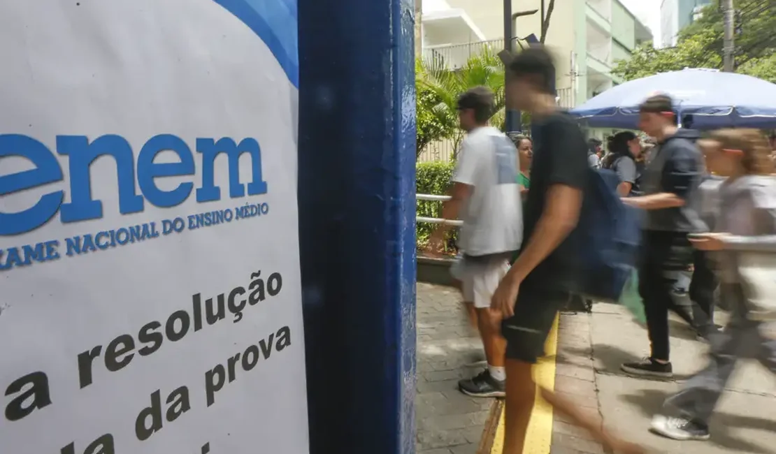 MEC aciona PF e anula questões do Enem após estudante antecipar itens em live