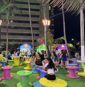 Vila das Crianças encanta o público com luzes e brinquedos acessíveis