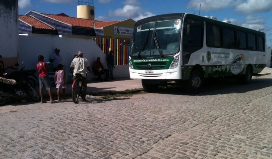 Ônibus intinerante da Defensoria Pública encerra trabalhos no Sertão