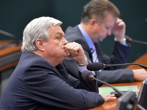 Morre deputado José Mentor, vítima de covid-19