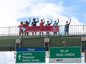 Protestos contra cortes na Educação mobilizam estudantes em Maceió