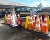 DMTT recolhe materiais utilizados para guardar vagas de estacionamento em Maceió