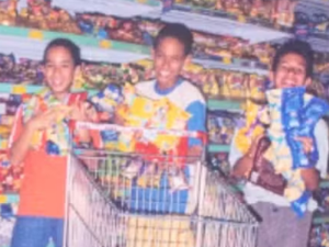 Neymar transforma promessa feita à mãe na infância em projeto