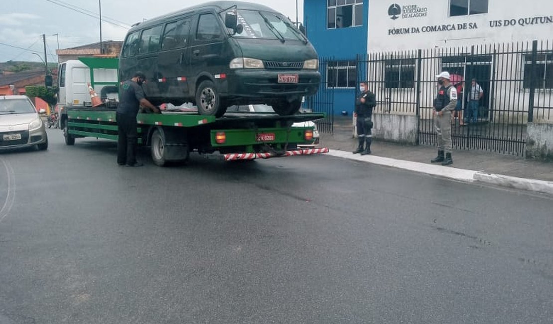 Homem é detido por transporte irregular de passageiros em São Luís do Quitunde