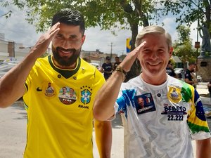 Cabo Bebeto e Fábio Costa percorrem quatro cidades e destacam a força da direita