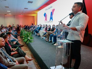 Governador garante a prefeitos que Alagoas manterá os altos índices de investimentos