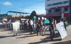 Estudantes do Ifal Maragogi protestam pelas ruas da cidade