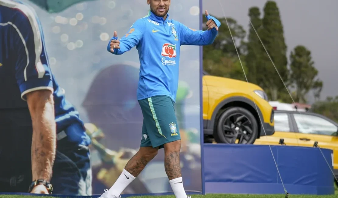 Desabafo de Neymar sobre críticas viraliza: 'Não posso errar, mas já errei'