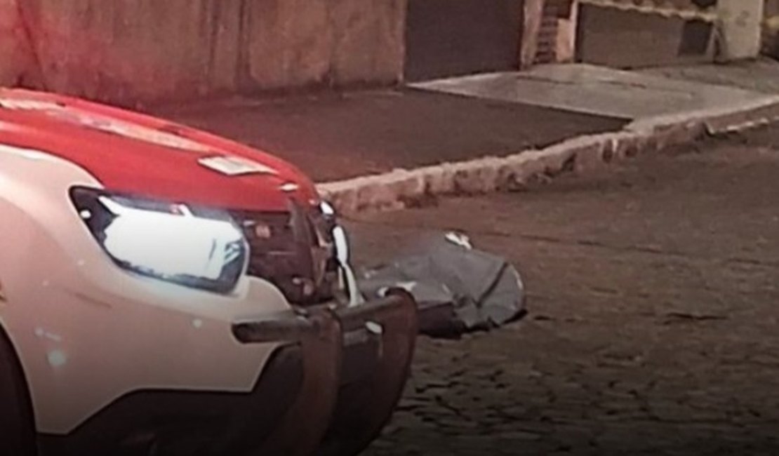 Homem é morto a tiros no Centro de Arapiraca após suspeita de tentativa de assalto