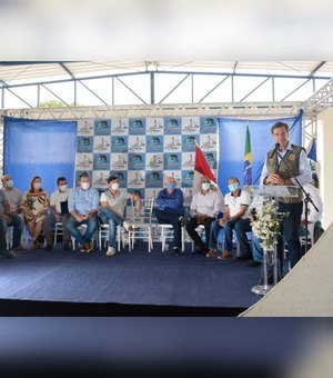 Ministro do Turismo anuncia investimentos em Porto de Pedras