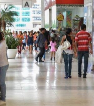 Antecipação do 13º pelo governo do Estado aquece vendas no comércio de Alagoas