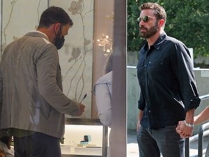 Ben Affleck vê alianças em joalheria e gera boatos de noivado com J.Lo