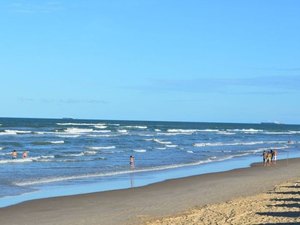 Alagoano morre afogado em praia de Aracaju