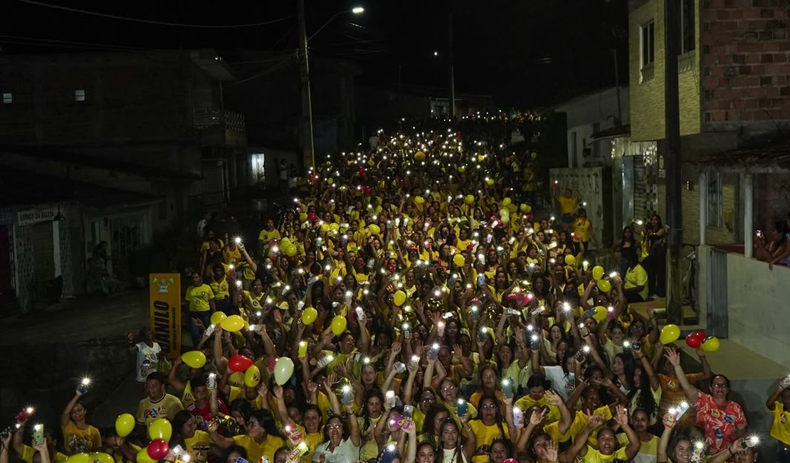 Mulheres fazem caminhada em apoio a Cícero Cavalcante em São Luís do Quitunde