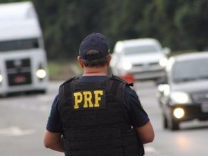 Polícia Rodoviária Federal retoma fiscalização da Lei dos Faróis em rodovias de AL
