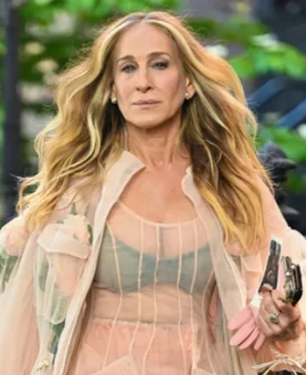 Sarah Jessica Parker diz não conhecer febre do Labubu: 'O que é isso?'