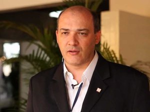 Em primeiro turno, Josealdo Tonholo é eleito reitor da UFAL