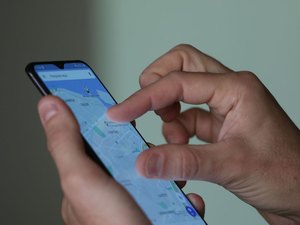 Curso aprimora habilidade de idosos para identificar fake news