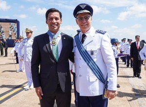 Rodrigo Cunha é homenageado em Brasília com a Ordem do Mérito Aeronáutico