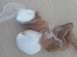 Mulher é presa tentando entrar em presídio com drogas no cabelo
