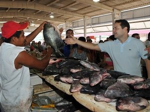 Feirantes de Coruripe comemoram novo Mercado