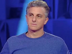 Pergunta sobre ditadura faz participante perder R$ 300 mil no Domingão