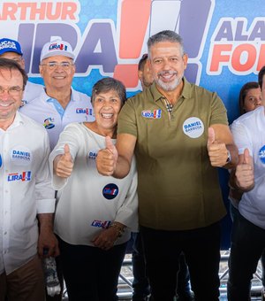 Daniel Barbosa reforça caminhada de Arthur Lira na região Agreste; adesivaço reuniu lideranças em Arapiraca