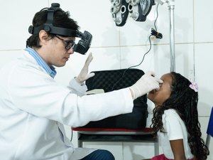 Maragogi realiza exames oftalmológicos em 350 crianças da rede municipal de ensino